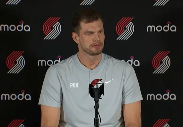 开云体育app-斯普利特再谈杨瀚森！肯定移动，直指防守隐患，寄语夏训查漏补缺|NBA|提亚哥-斯普利特|杨翰森|nba|波特兰开拓者队_新浪体育_新浪新闻